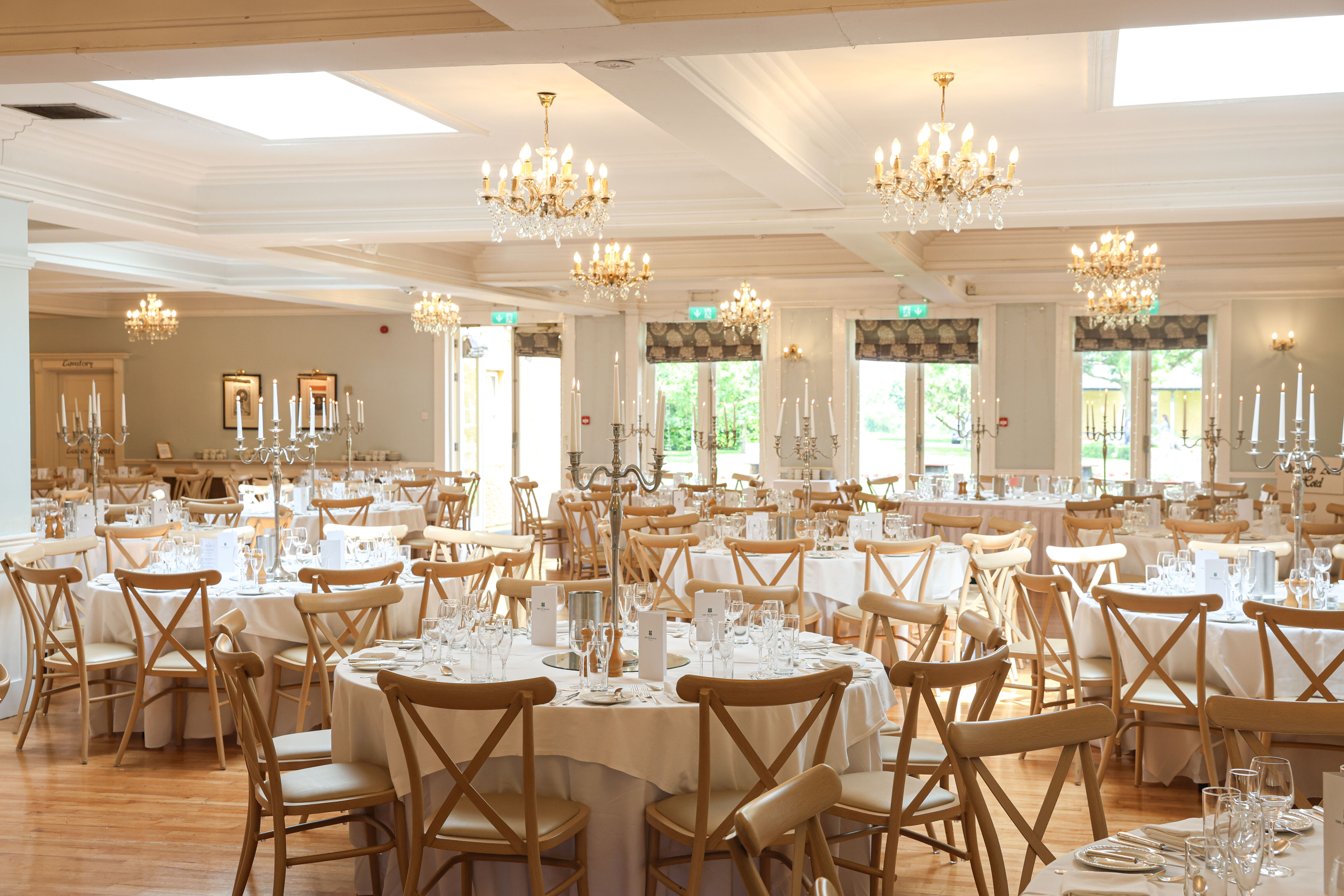 Room Set Up on Weddings
