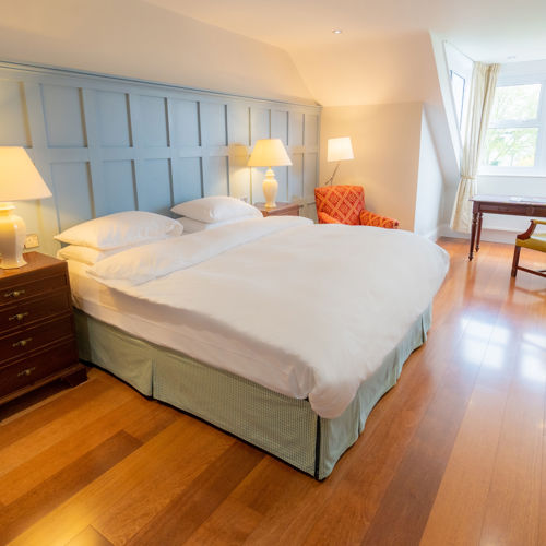 Spacious Executive Room in Adare Hotel